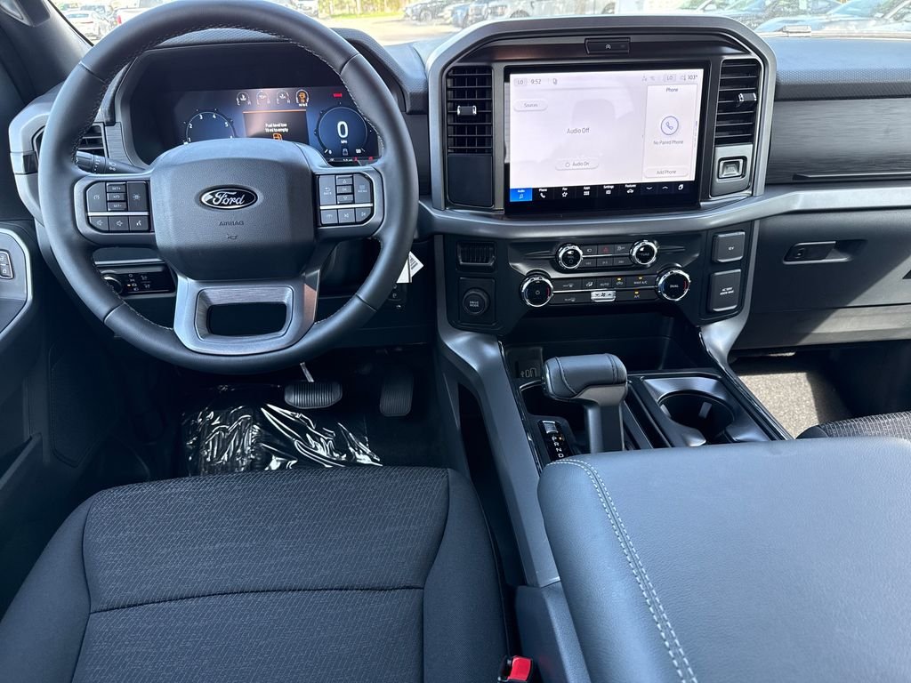 New 2026 White Ford XLT image 5