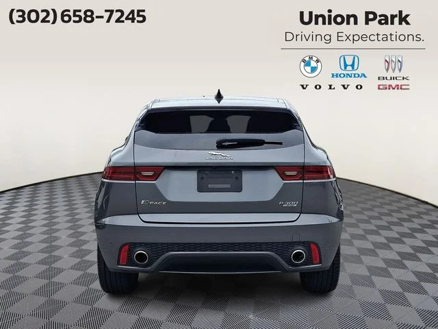 Used 2019  Jaguar R-Dynamic image 5