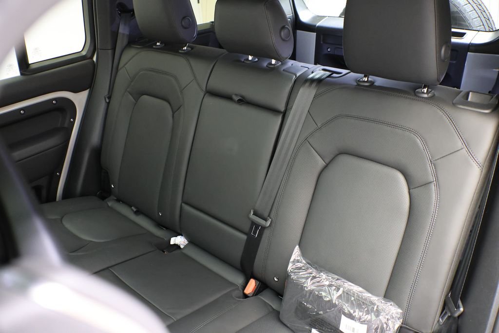 New 2026 Borasco Grey Land Rover S image 36