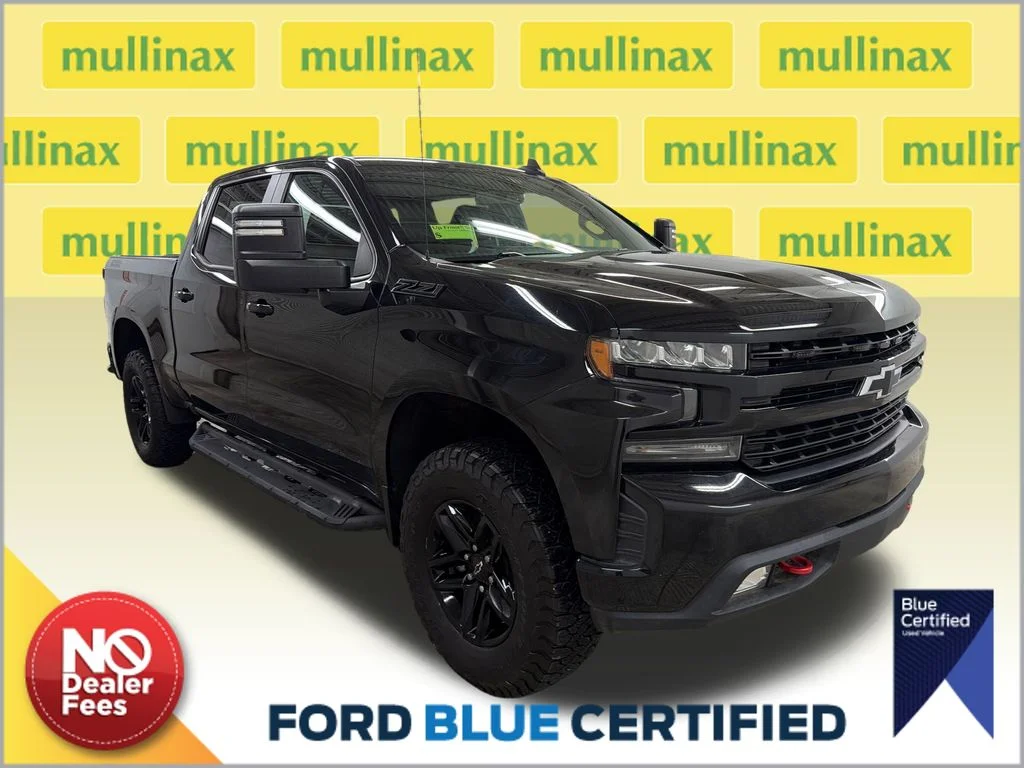 2021 Chevrolet Silverado 1500 LT Trail Boss 4X4 Crew Cab Short Box's photo