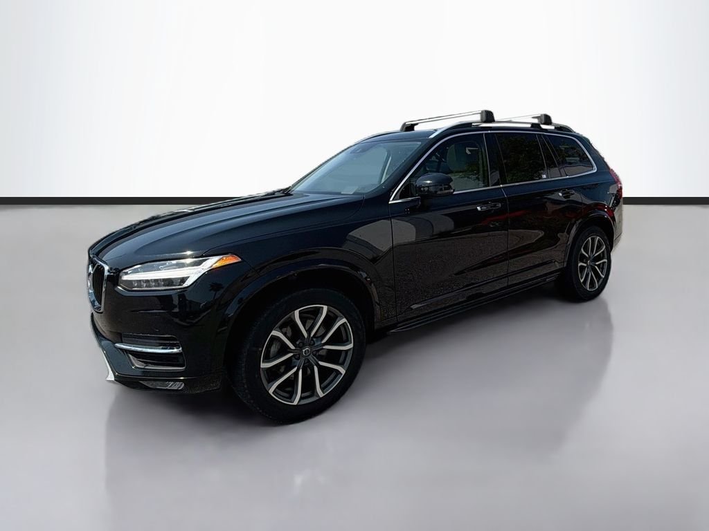 Used 2019 Black Volvo T5 Momentum image 1