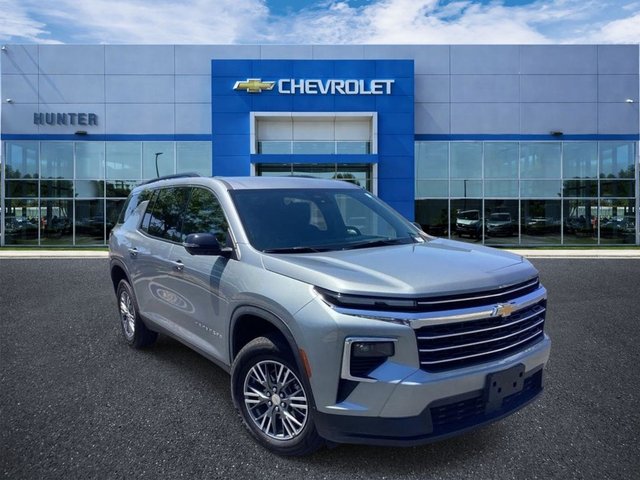2024 Chevrolet Traverse FWD LT