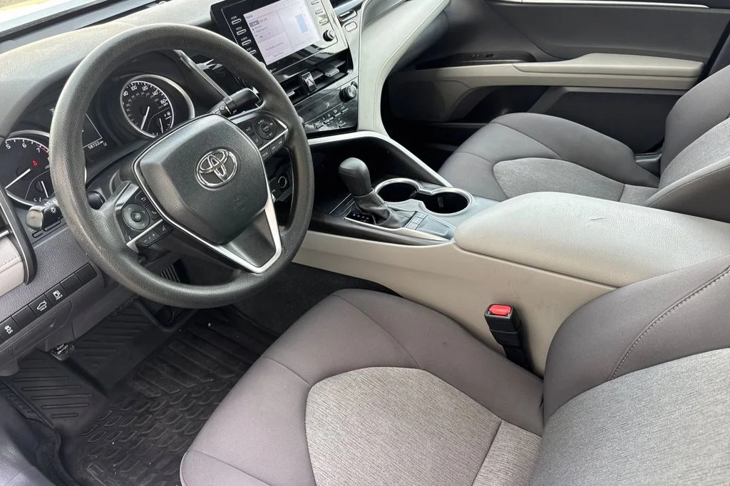 Used 2023 Silver Toyota LE image 14