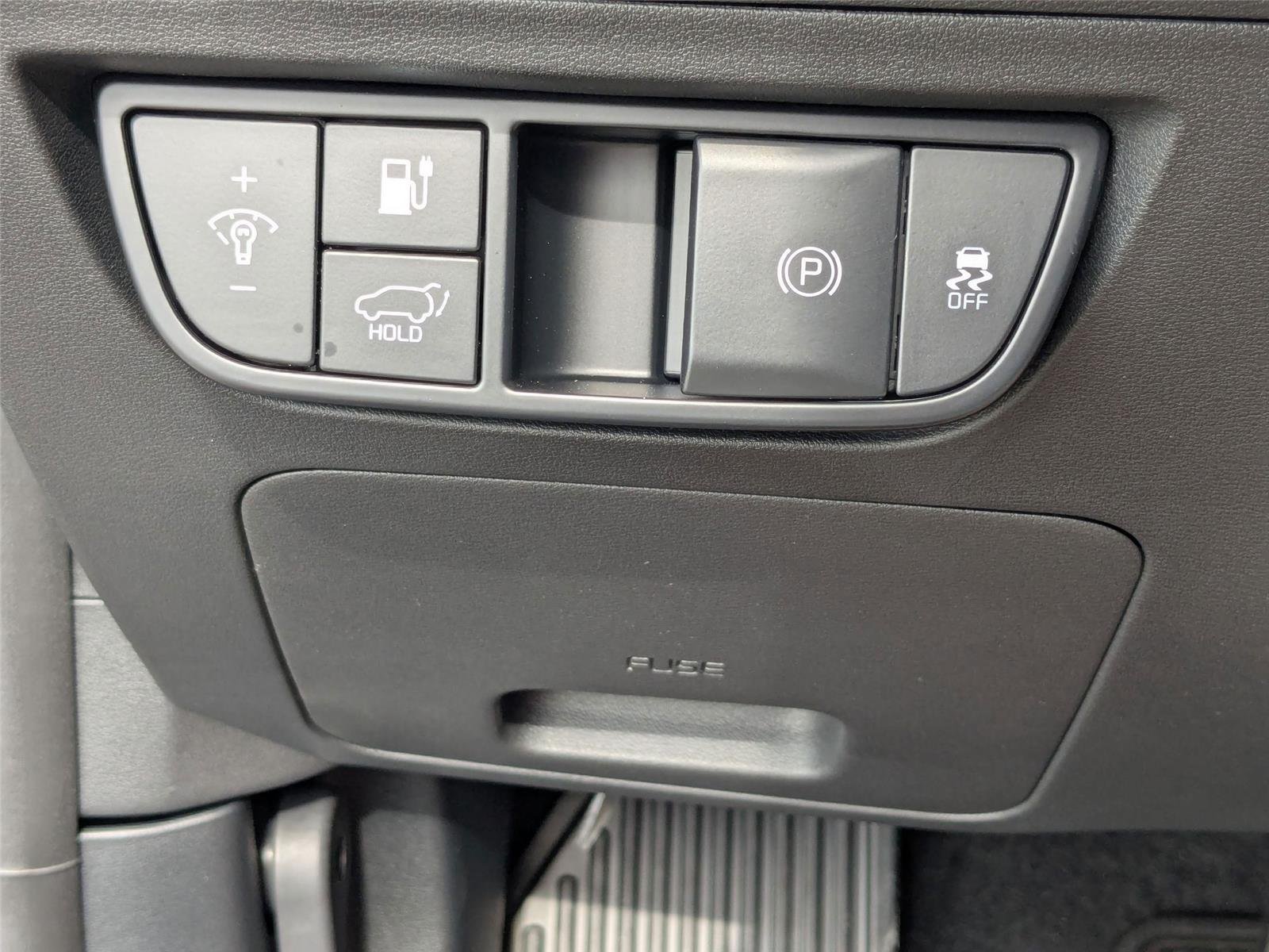 2025 Kia EV6 Wind - Photo 16