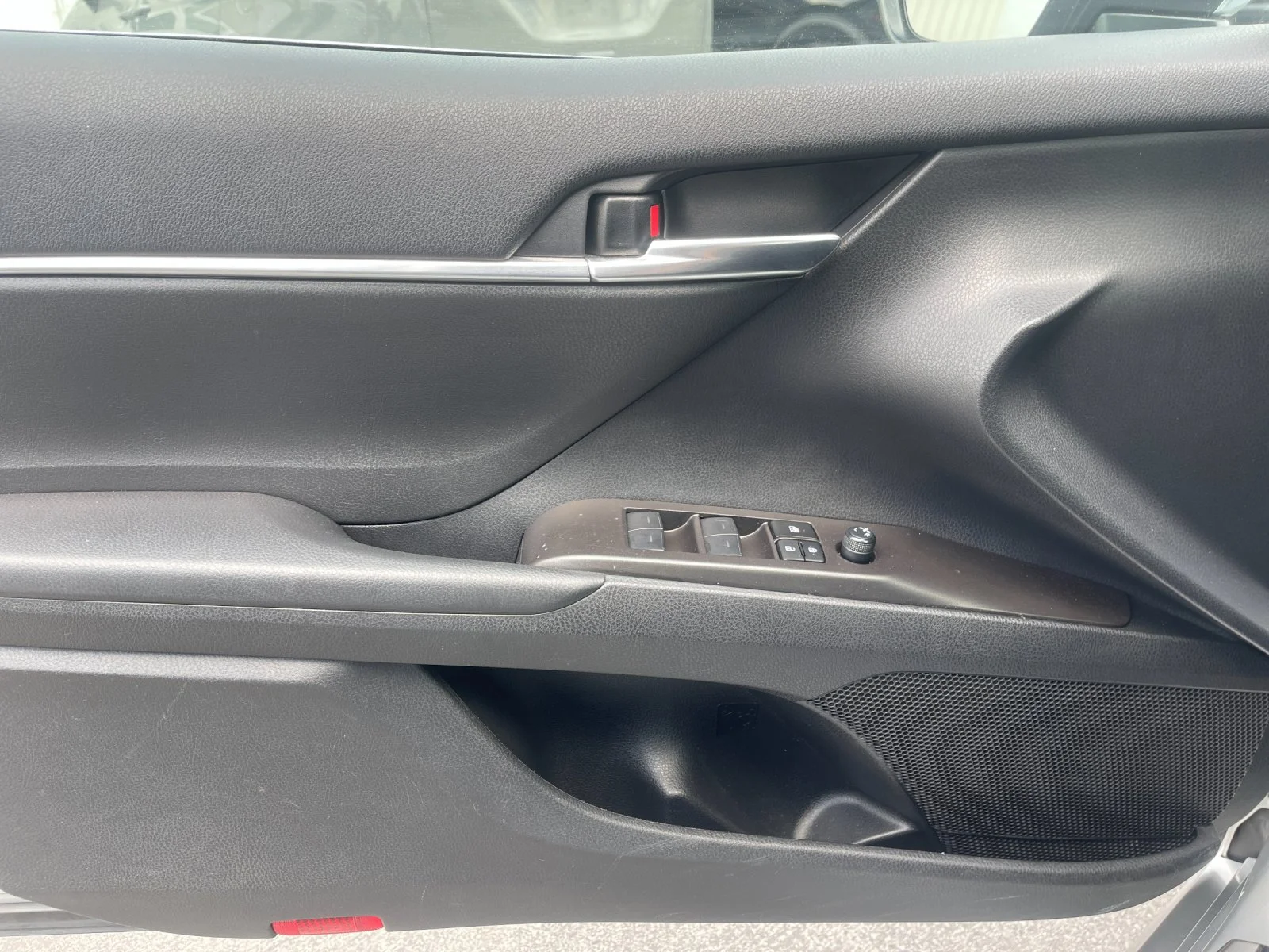 Used 2024 Silver Toyota SE image 12