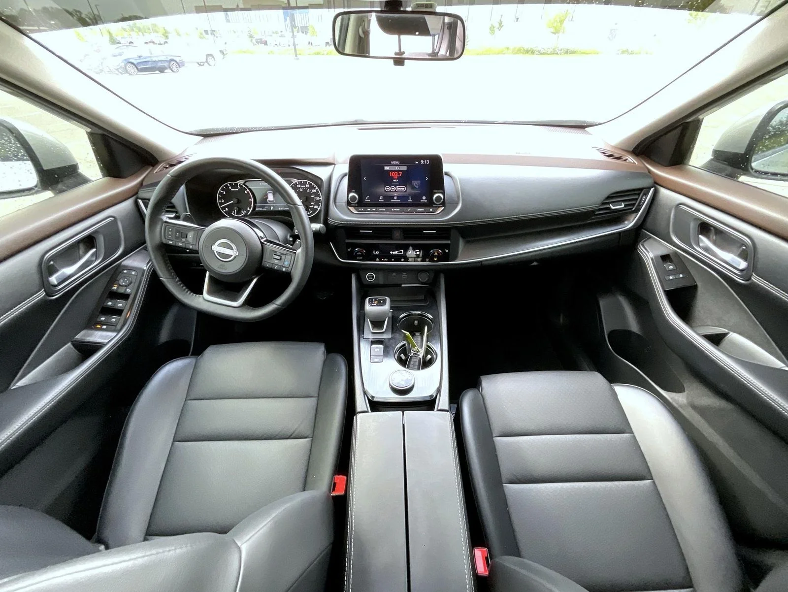 Used 2023 Silver Nissan SV image 15
