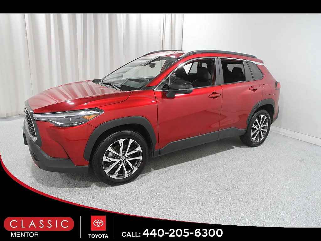 Certified Used 2025 Soul Red Crystal Toyota XLE image 3