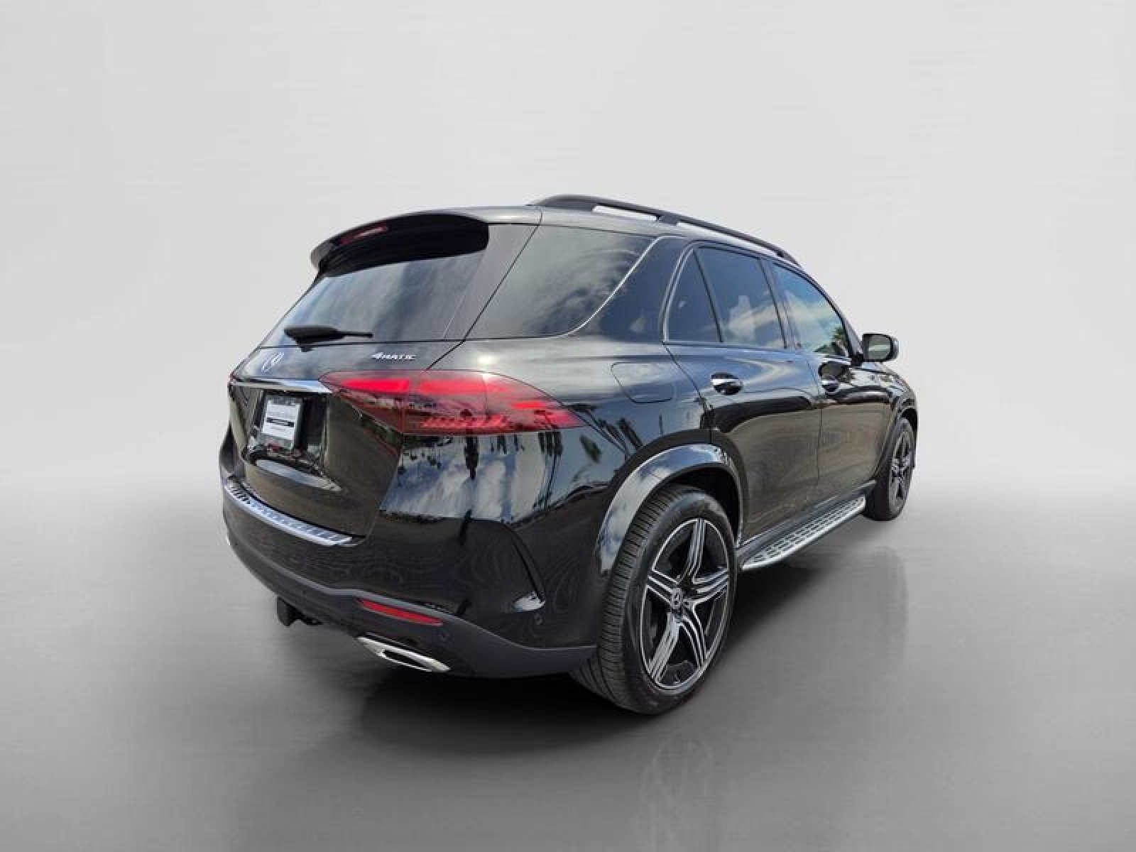 New 2026 Obsidian Black Metallic Mercedes-Benz GLE 450 4MATIC® SUV image 5