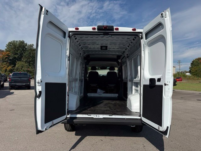 New 2027 Bright White Clearcoat RAM High Roof image 14