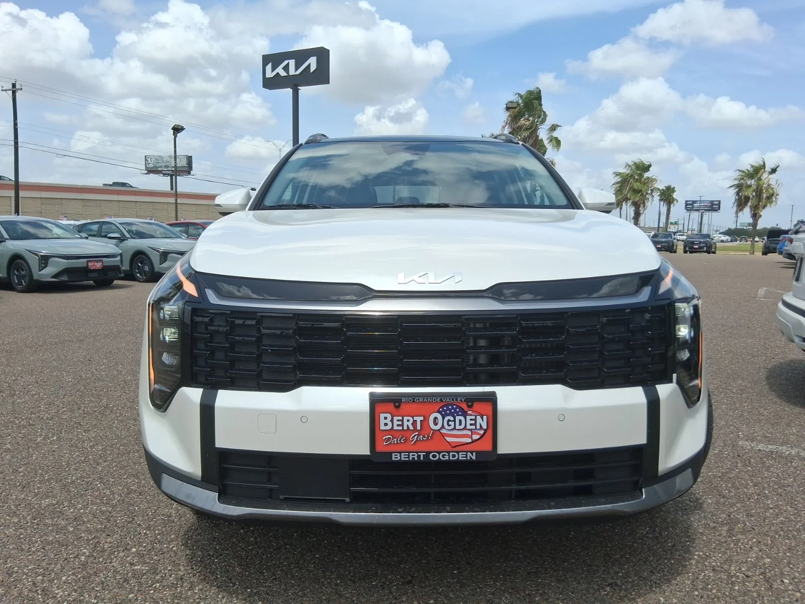 New 2026 White Kia EX image 2