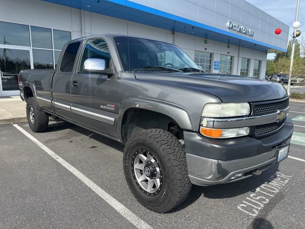 Used 2002 Chevrolet Silverado 2500HD LS with VIN 1GCHK29172E256243 for sale in Arlington, WA
