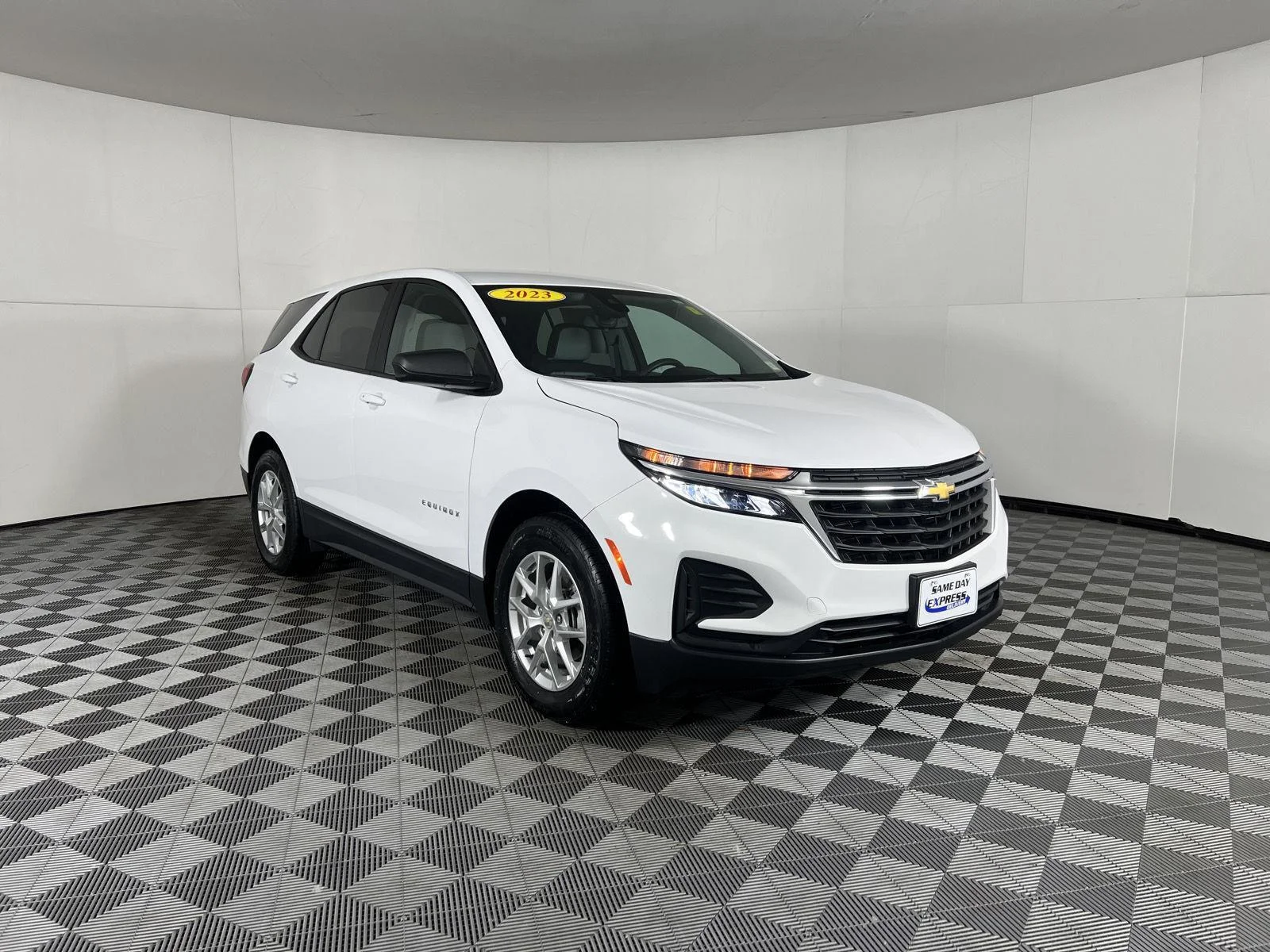 Used 2023 Summit White Chevrolet LS image 34