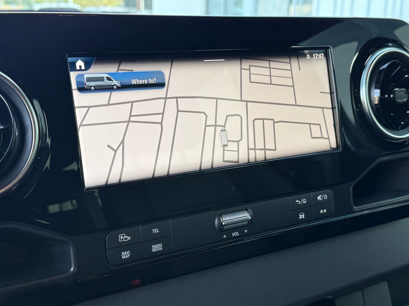 2025 Mercedes-Benz Sprinter Passenger Van Base - Photo 25