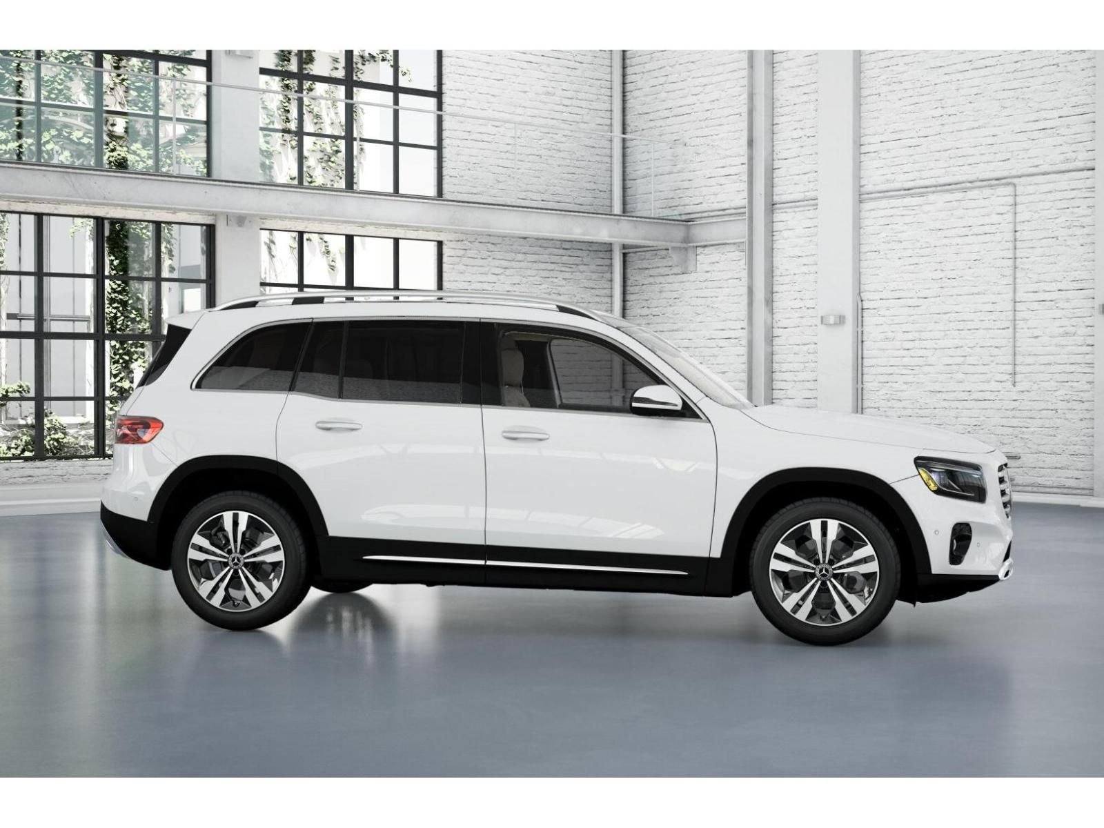 New 2026 Polar White Mercedes-Benz GLB 250 image 15