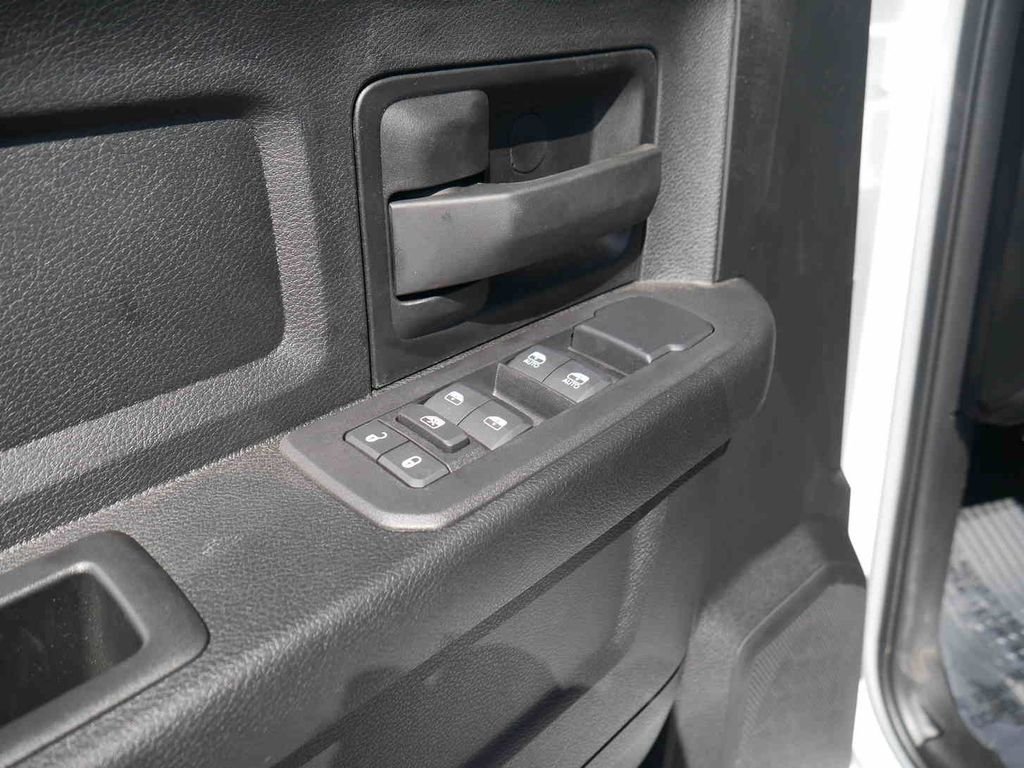 2026 RAM 3500 Tradesman - Photo 35