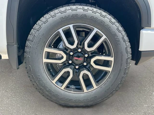 New 2026 Summit White GMC AT4 image 19