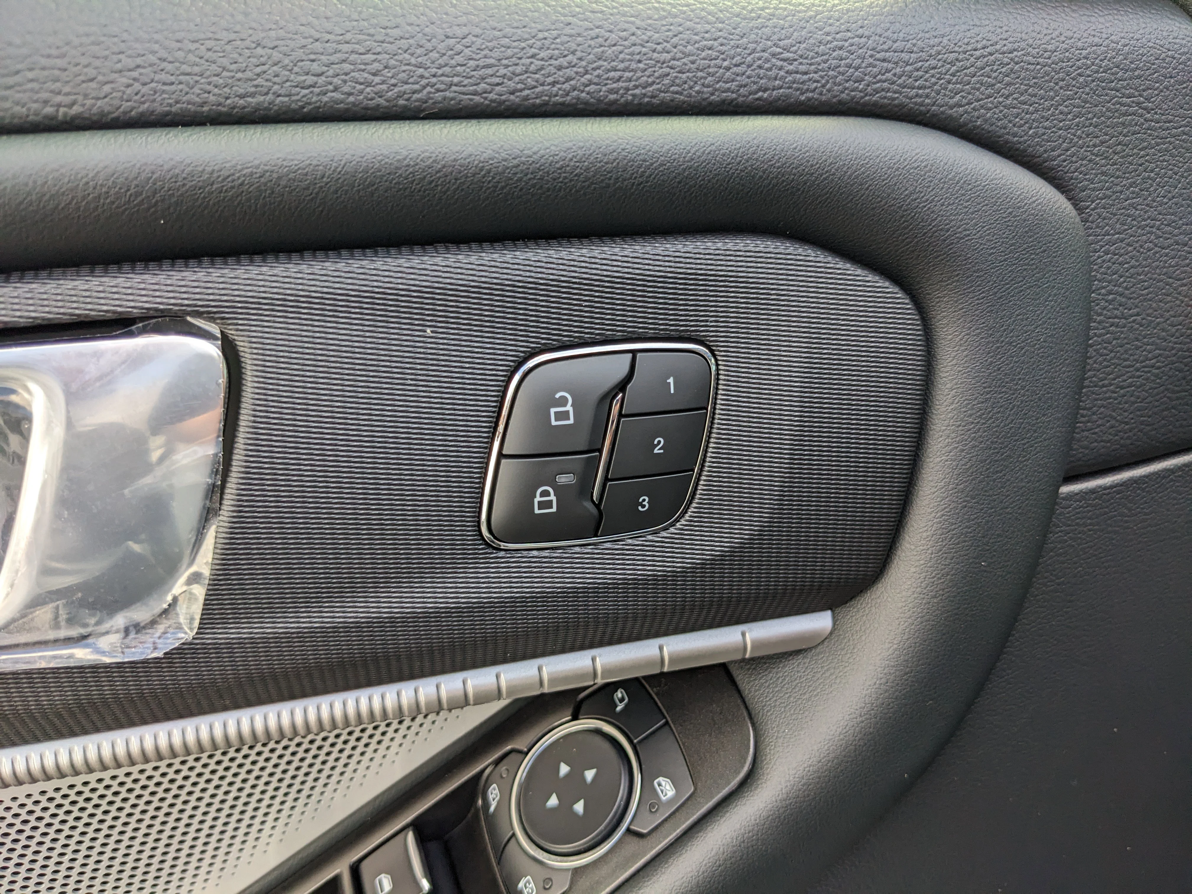 New 2026 Space White Metallic Ford Tremor® image 18