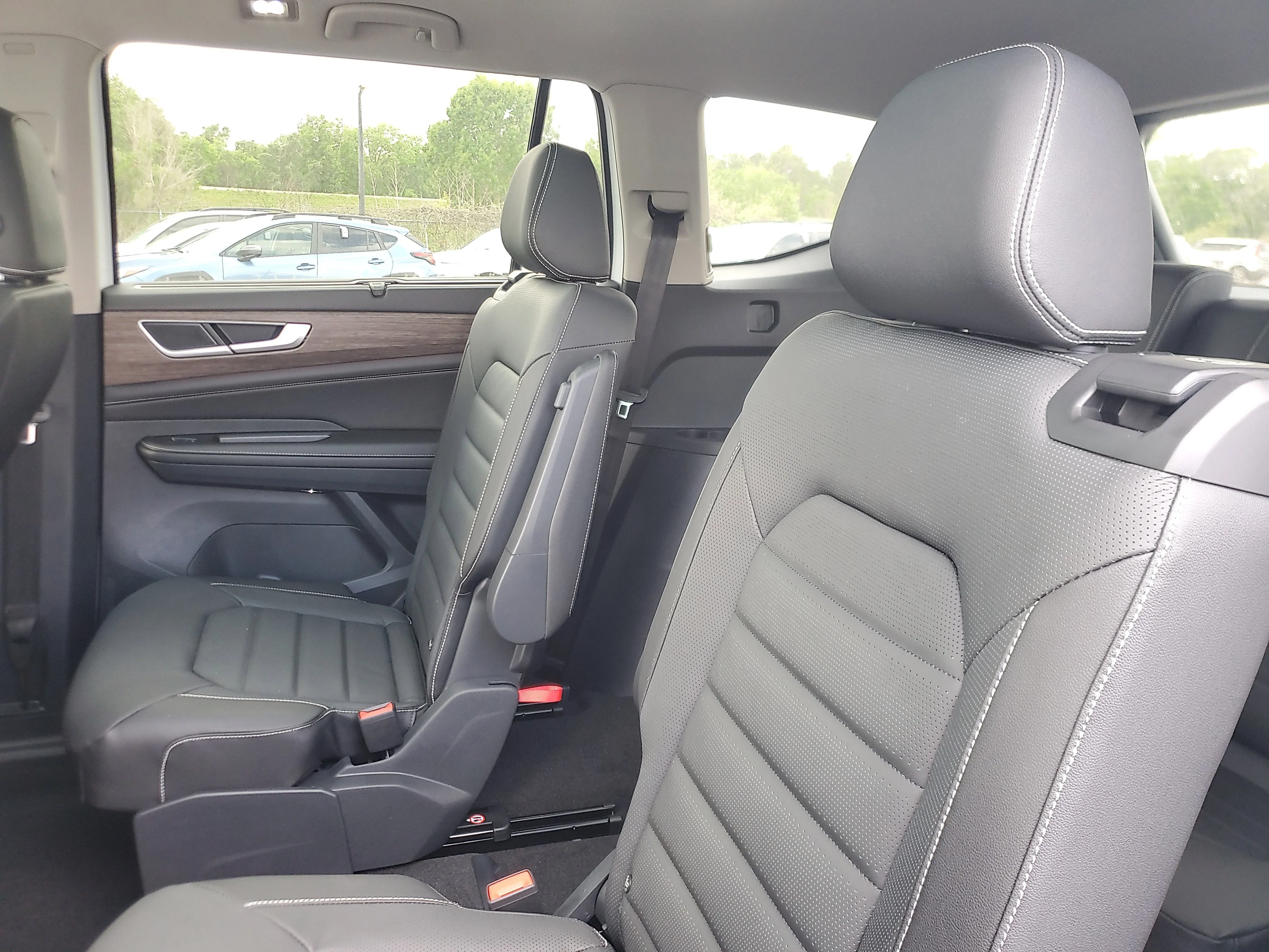New 2026 White Volkswagen 2.0T SEL image 11