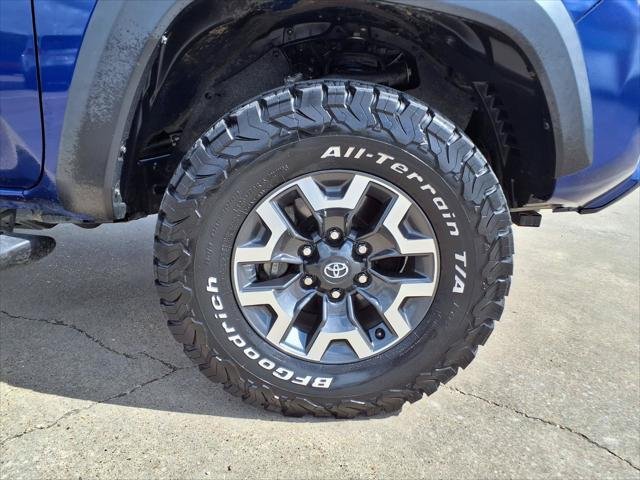 Certified Used 2023 BLUE CRUSH METALLIC Toyota  image 9