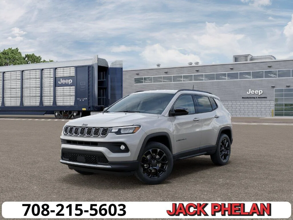 New 2026 Silver Zynith Metallic Clear-Coat Exterior Paint Jeep Latitude image 1