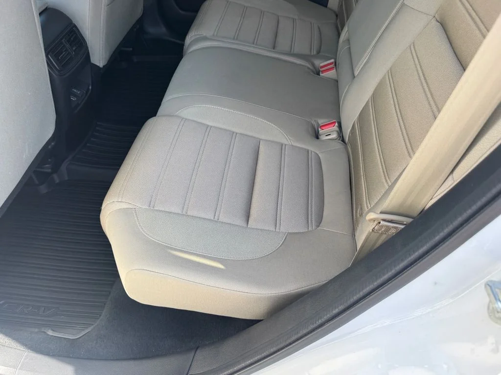 Used 2021 White Honda EX image 9