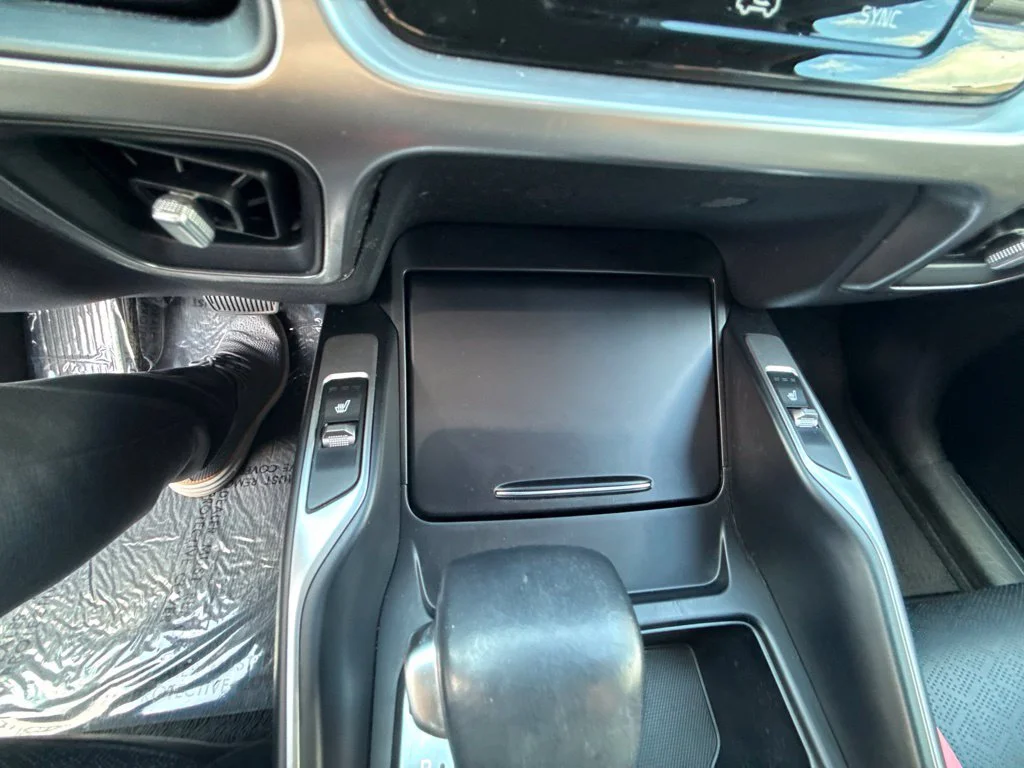 Used 2023 Silver Kia X-Line S image 24