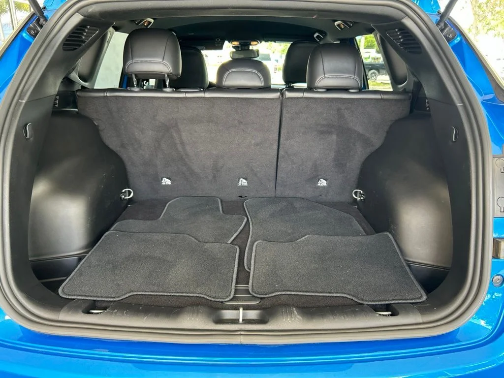 Used 2025 Blue Jeep Latitude image 34