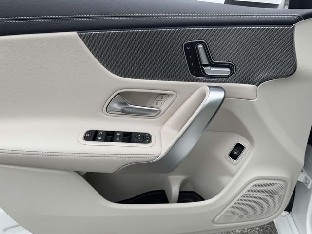 2025 Mercedes-Benz CLA CLA 250 - Photo 17