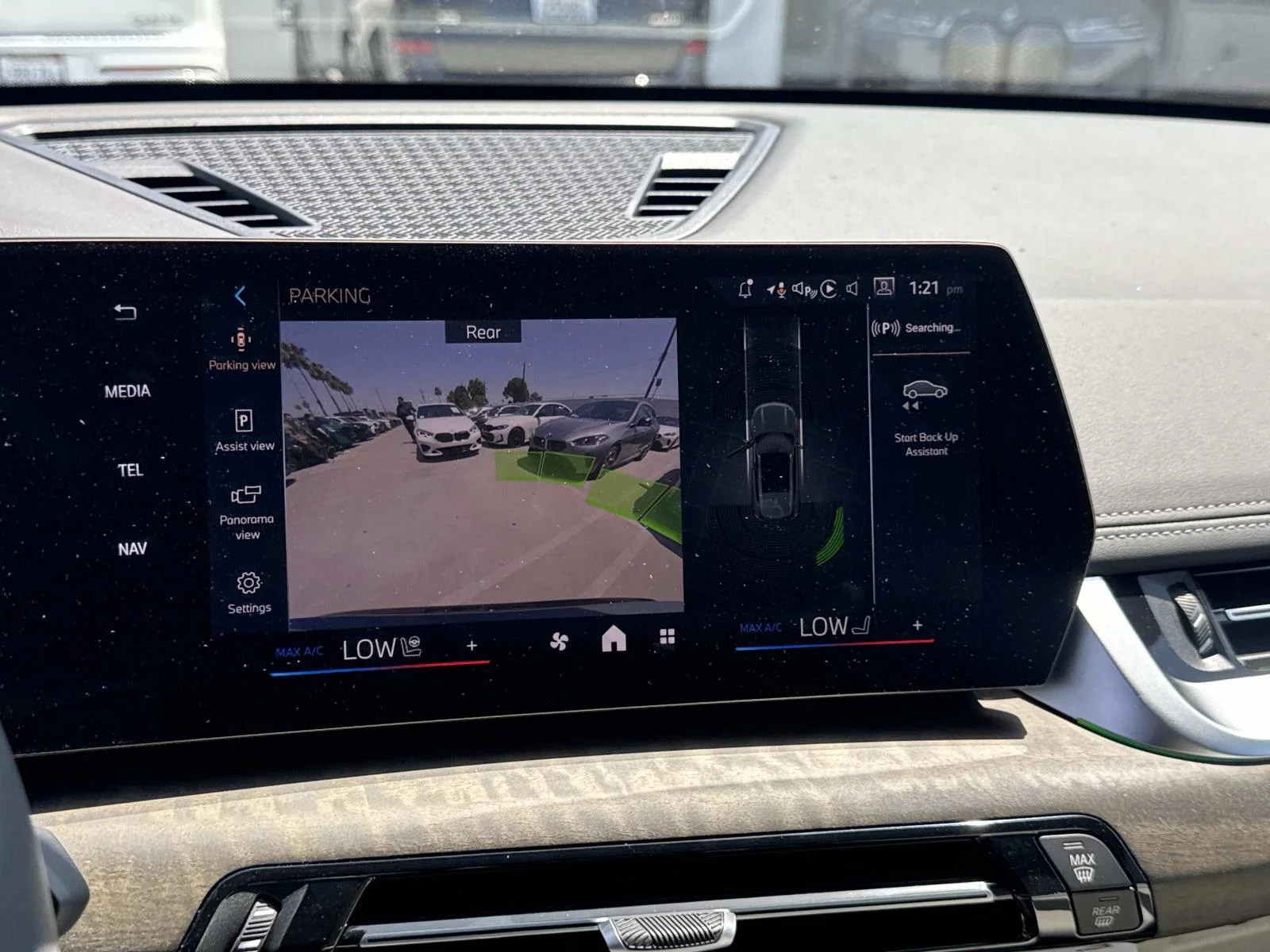 New 2026 Cape York Green Metallic BMW xDrive28i image 19