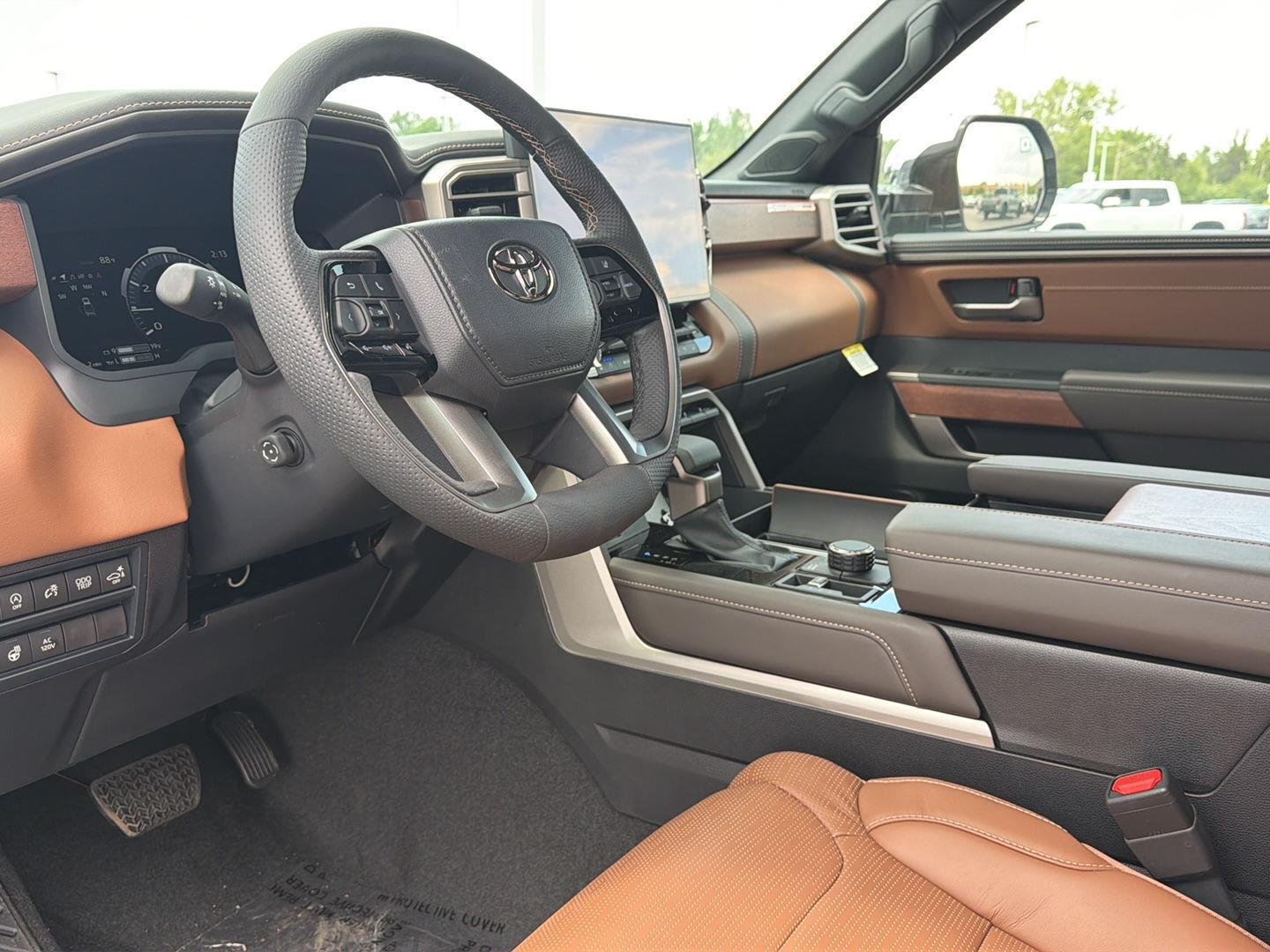 2026 Toyota Tundra 1794 Edition - Photo 2