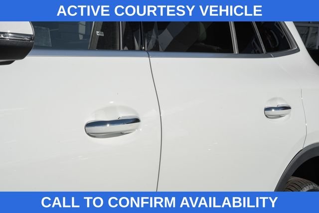 Certified Used 2026 White Mercedes-Benz GLC 300 image 16
