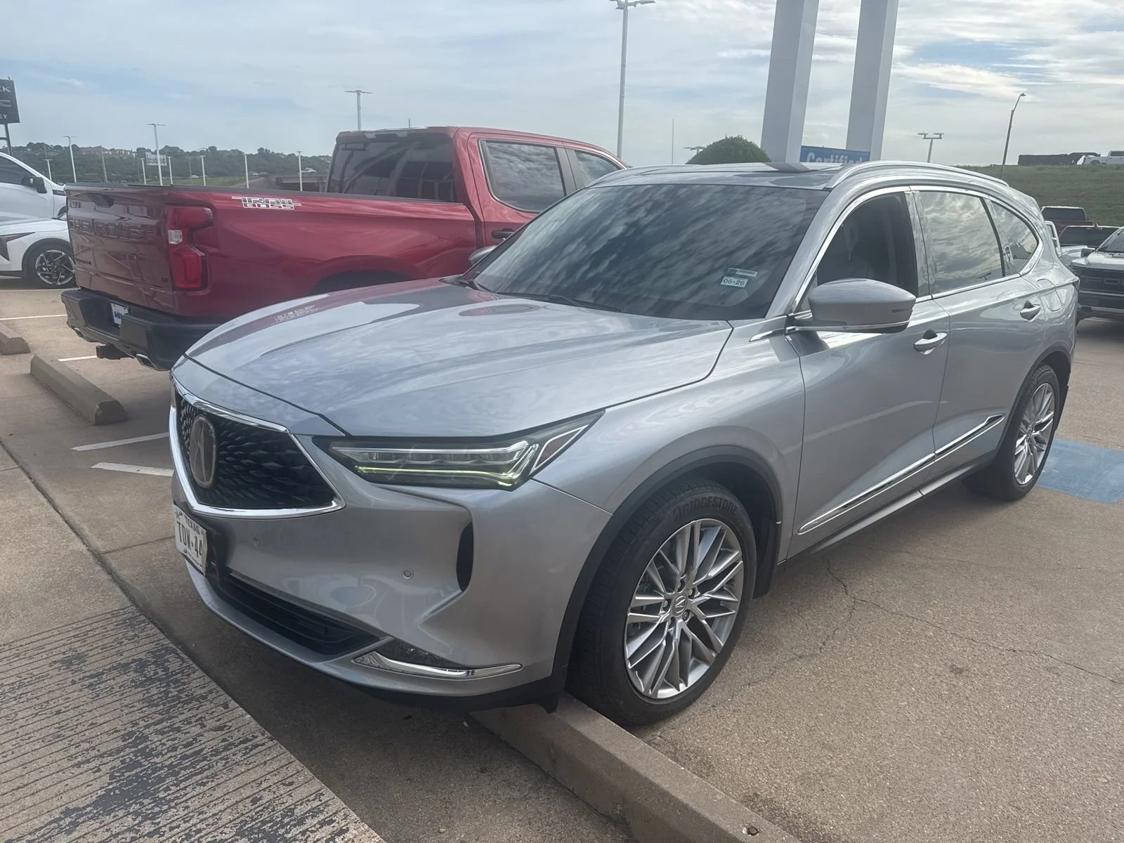 2023 Acura MDX SH-AWD w/Advance Package's photo