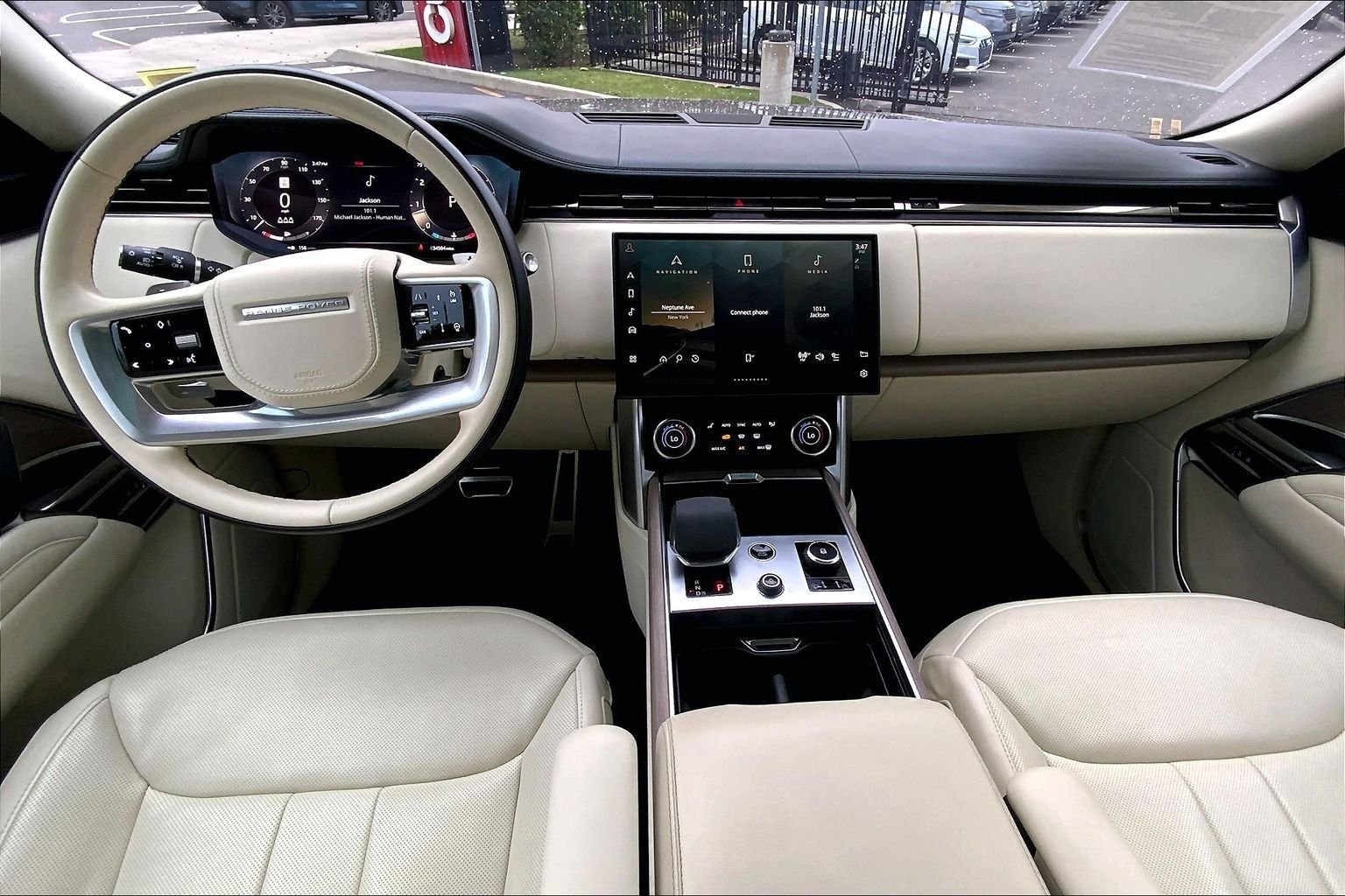 Used 2023 Batumi Gold Premium Metallic Land Rover SE image 15