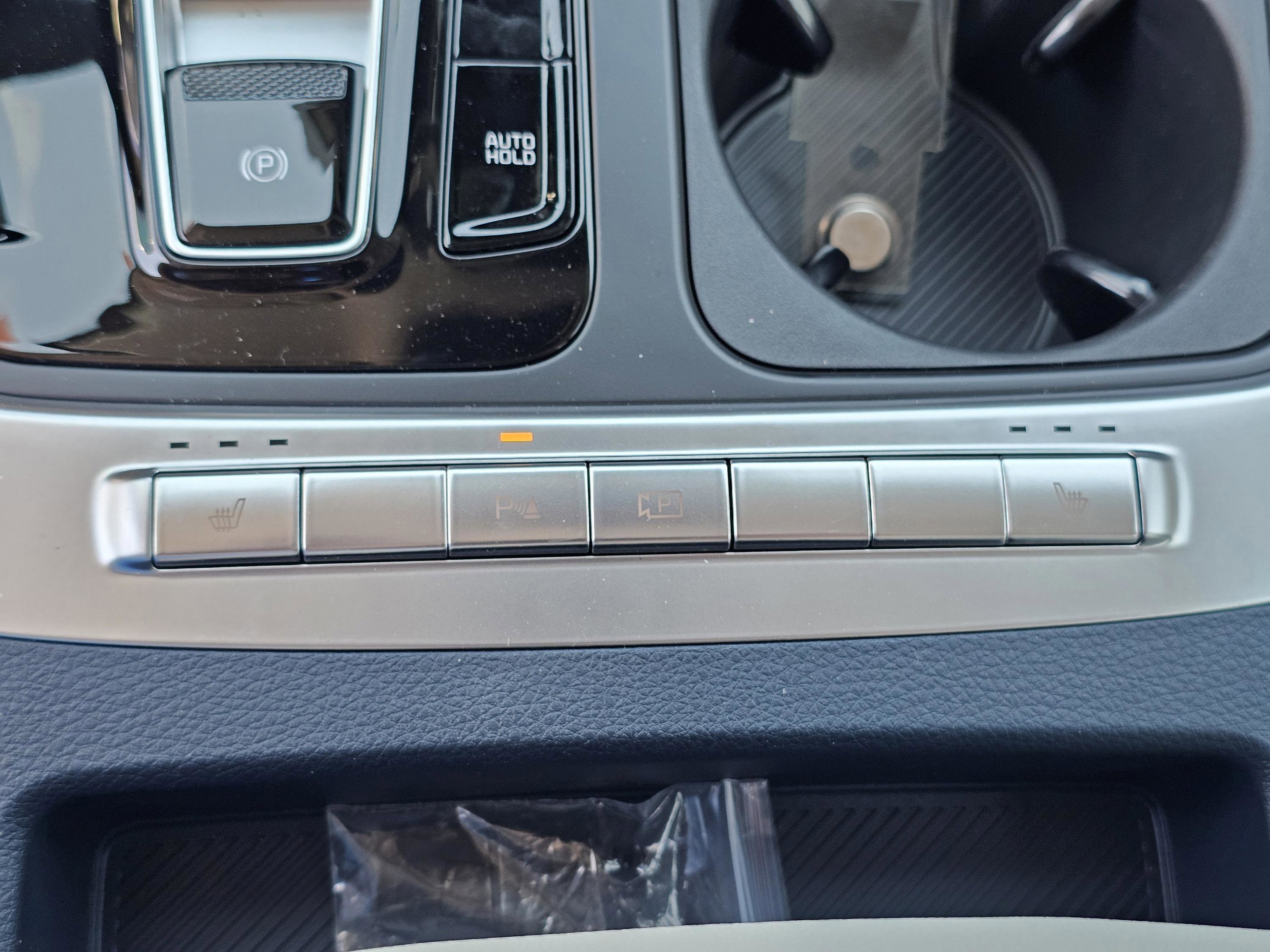 New 2026 Ivory Silver Kia EX image 26
