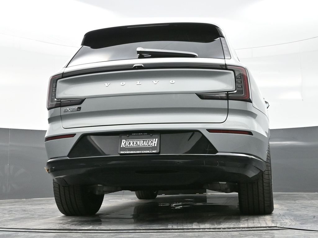 2025 Volvo EX90 Ultra - Photo 13