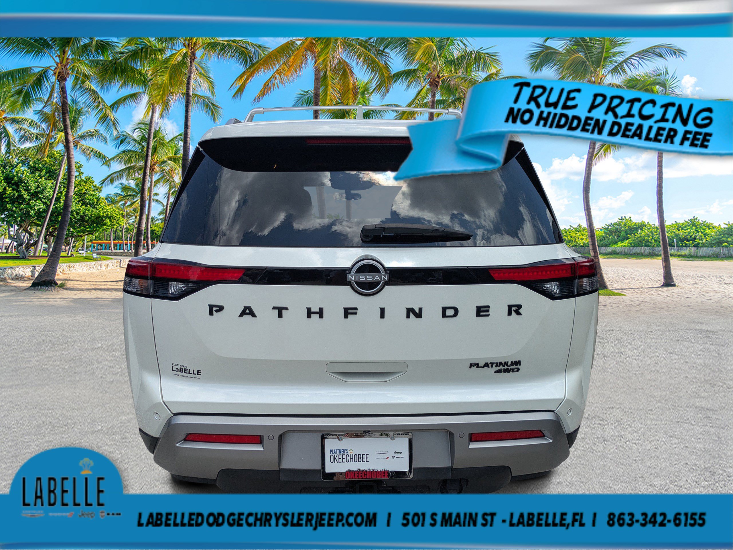Used 2023 Pearl White Tricoat Nissan Platinum image 4