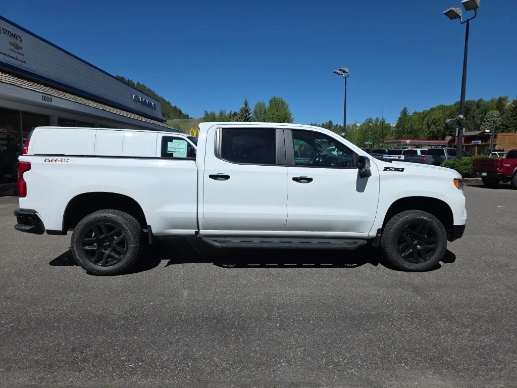 New 2026 Summit White Chevrolet LT Trail Boss image 4