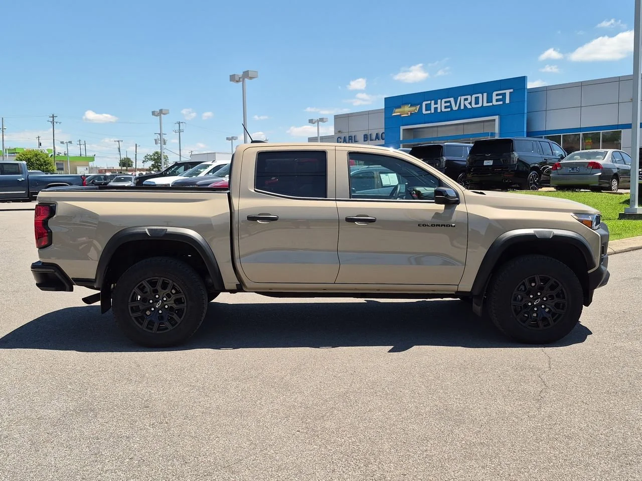 Used 2024 Sand Dune Metallic Chevrolet Trail Boss image 9
