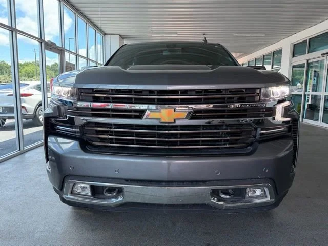 Used 2019 SATIN STEEL METALLIC Chevrolet High Country image 2