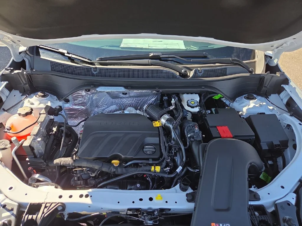 New 2026 White Chevrolet LT image 23
