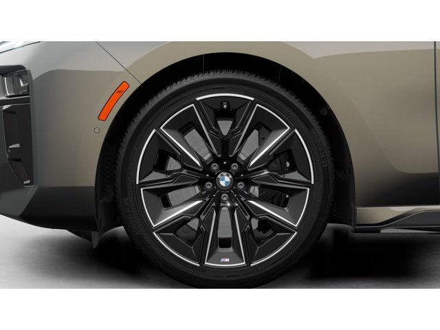 New 2026 Dravit Grey Metallic BMW 740i image 7