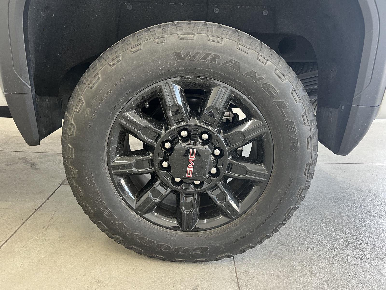 2024 GMC Sierra 2500HD AT4 - Photo 16
