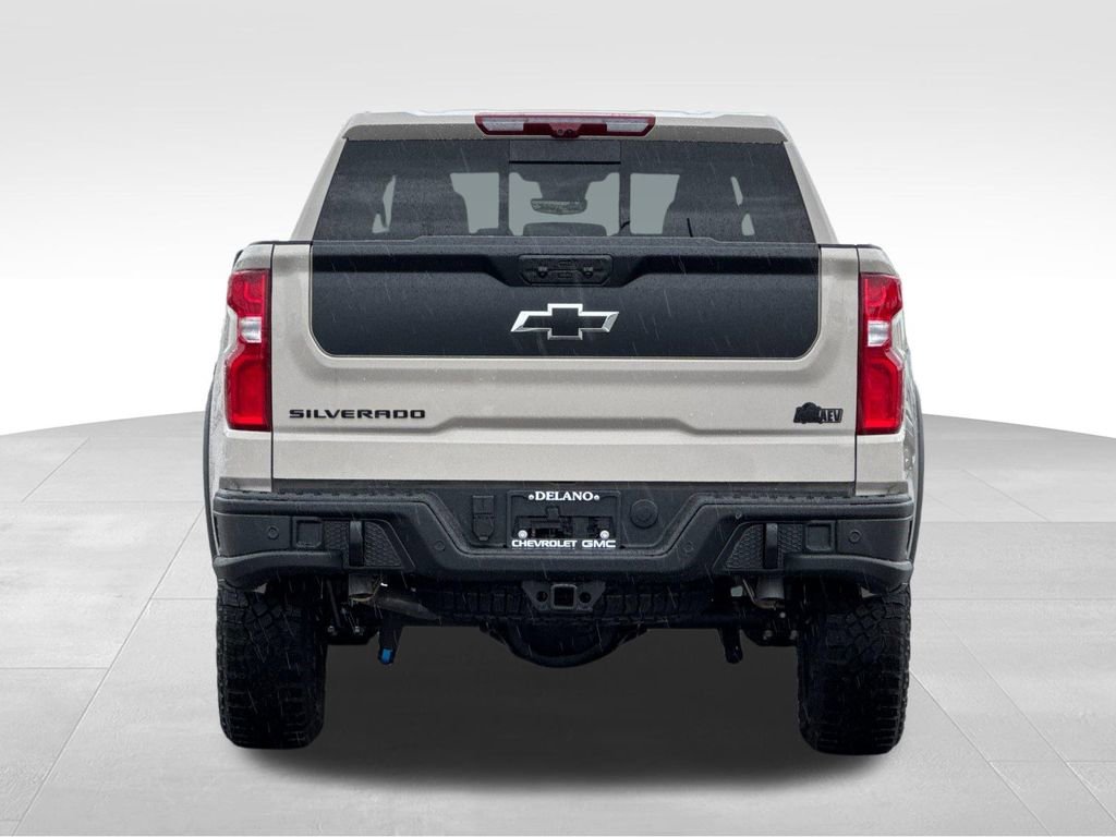 2026 Chevrolet Silverado 1500 ZR2 - Photo 4