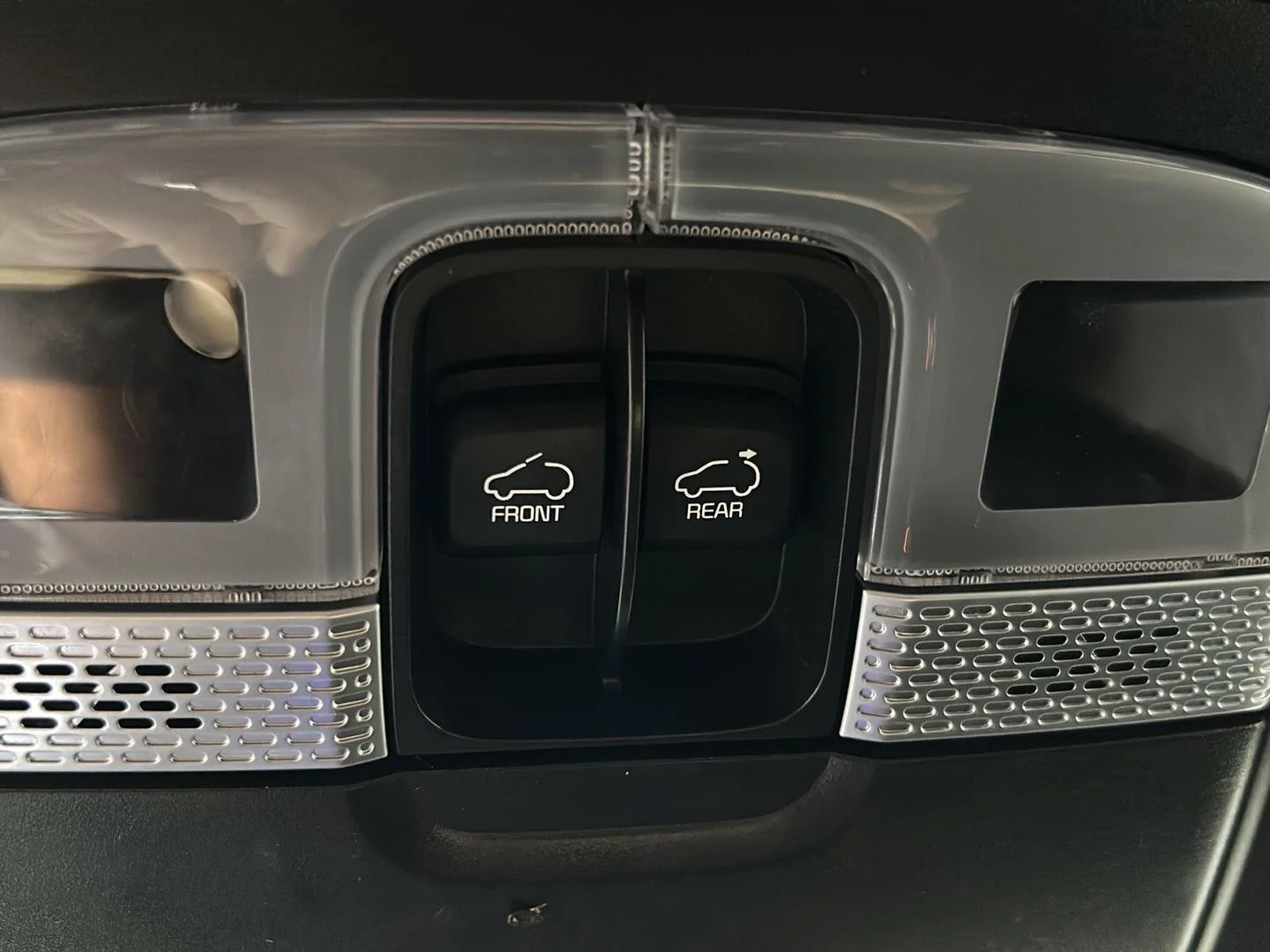 Used 2024 Ebony Black Kia SX X-Line image 34