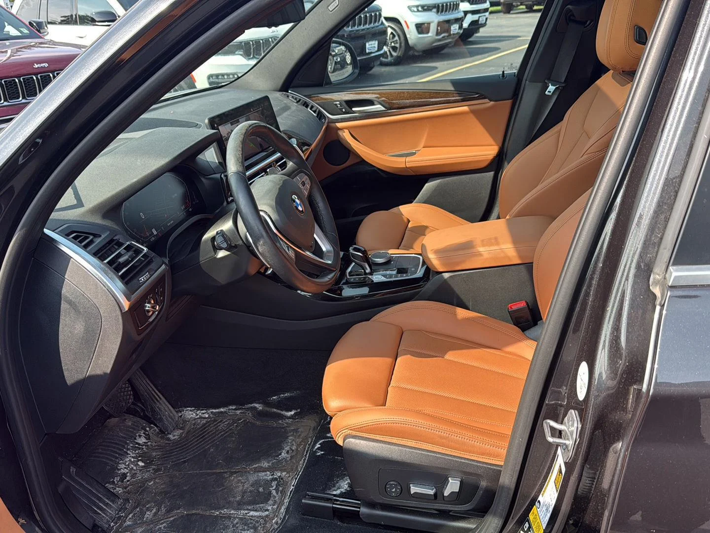Used 2023 Dark Graphite Metallic BMW xDrive30i image 14