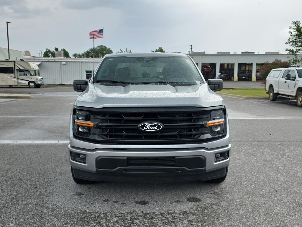 New 2026 Iconic Silver Metallic Ford XLT image 10