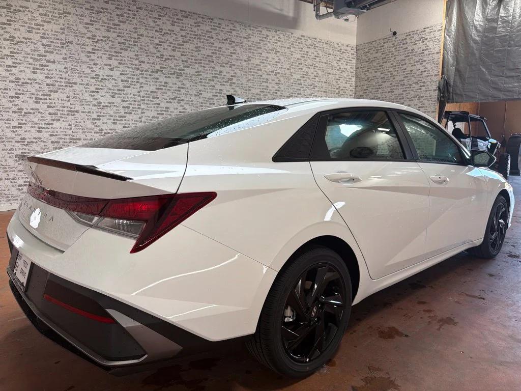 New 2026 Serenity White Hyundai SEL Sport image 7