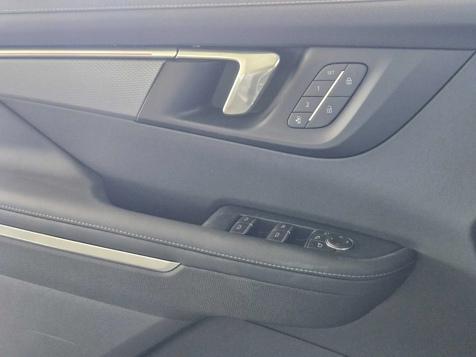 New 2026 Moonstone Gray Metallic Buick Sport Touring image 17