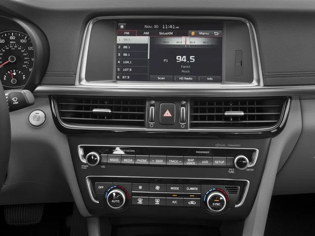 Used 2016 Platinum Graphite Kia LX Turbo image 13