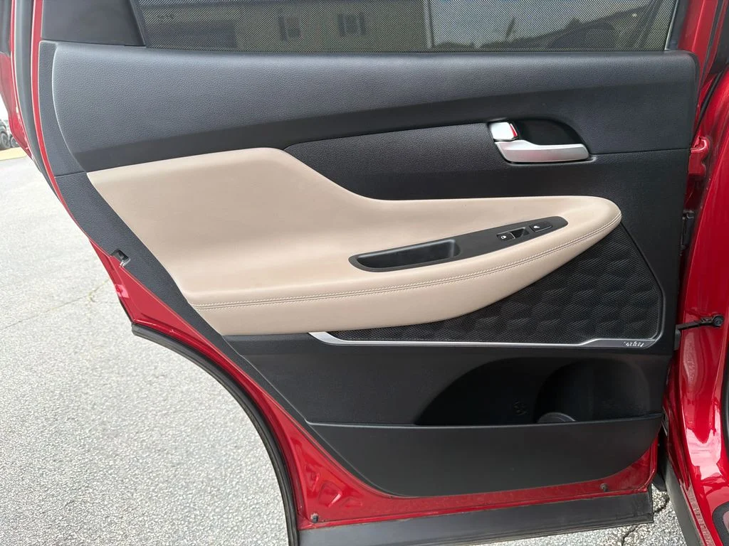 Used 2019 Red Hyundai Ultimate image 22